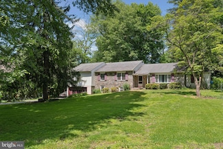 474 Barclay Rd, Bryn Mawr, PA 19010