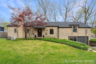 2200 Durant Dr SE, Grand Rapids, MI 49506