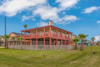 702 Surf Dr, Freeport, TX 77541