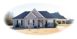 122 Foxchase Dr, Mason, TN 38049