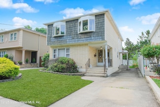 71 Reading Ave, Staten Island, NY 10312