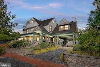 155 E Oakland Ave, Doylestown, PA 18901