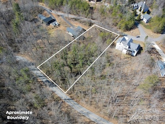 28 Wind Stone Dr, Asheville, NC 28804