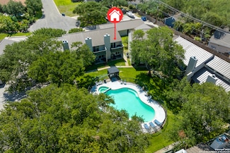 302 Saint Andrews St Unit C103, Rockport, TX 78382