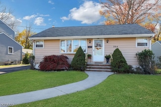 39 Powdermill Ln, Oakland, NJ 07436