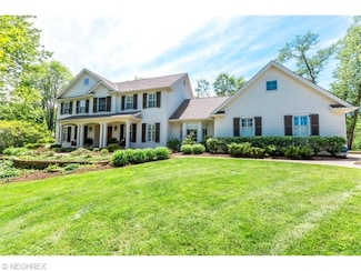 35 Grey Fox Run, Chagrin Falls, OH 44022