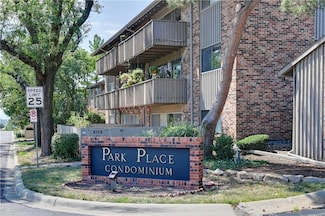 8740 Metcalf Ave Unit 101, Overland Park, KS 66212