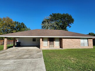 105 Triangle Cir, Lafayette, LA 70508