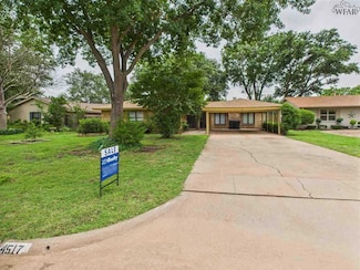 4517 Westward Dr, Wichita Falls, TX 76308