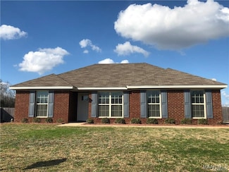 39 Silver Crest Dr, Elmore, AL 36025