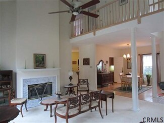 306 Quidor Ct, Slingerlands, NY 12159