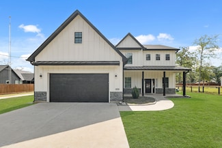 24585 Tipperary St, Hempstead, TX 77445