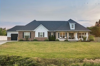 4881 Hoover Rd, Grove City, OH 43123