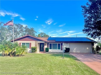 205 Lark Ave, Sebring, FL 33870