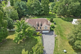 34 Clark Ln, Harriman, NY 10926