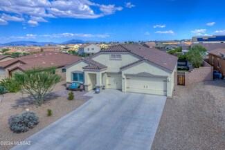 701 S Courts Redford Dr, Vail, AZ 85641