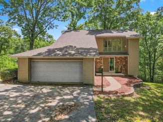 4 Seclusion Woods, Festus, MO 63028