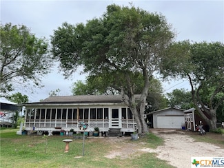 47 Orleans Ave, Port Lavaca, TX 77979