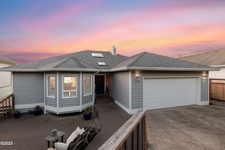 216 NW 73rd Ct, Newport, OR 97365