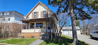 23 Brook St, Waterville, ME 04901