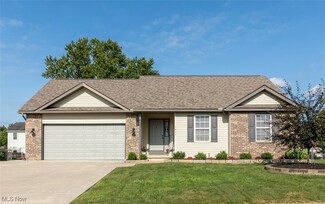 1651 Carolina Dr, Newark, OH 43055