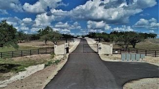 410 NW Brooklyn Dr Unit 47, Mountain Home, TX 78058