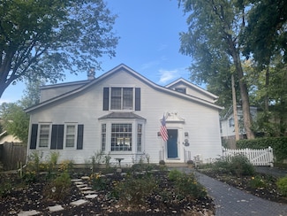761 Cherry St Unit 3, Winnetka, IL 60093
