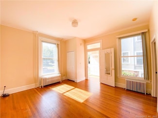 241 Edwards St Unit 1B, New Haven, CT 06511