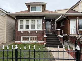 5021 W Bloomingdale Ave, Chicago, IL 60639