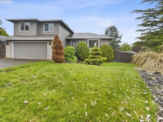 2202 SW Thomas Ct, Gresham, OR 97080