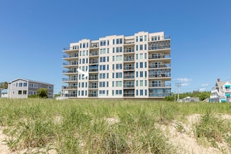 1 Seacliff Ave Unit 4C, Old Orchard Beach, ME 04064