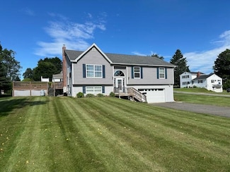1 Alfred St, Houlton, ME 04730