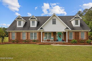 6052 Emma Cannon Rd, Ayden, NC 28513