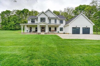 2257 Dyreson Rd, Mc Farland, WI 53558