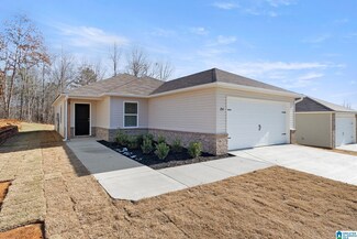 880 Camden Loop, Calera, AL 35040
