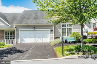 5529 Briar Ln, Whitehall, PA 18052