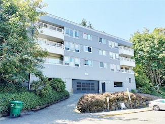 5201 22nd Ave NE Unit 103, Seattle, WA 98105