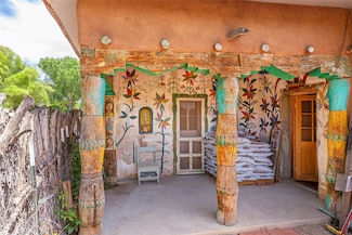 2 Short Rd, Santa Fe, NM 87506