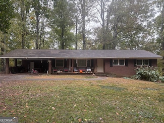 9177 Woodhaven Dr NW, Covington, GA 30014