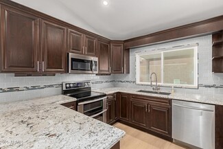 908 W Mohawk Ln, Phoenix, AZ 85027
