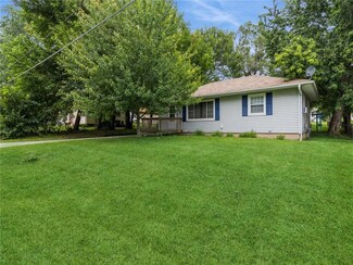 1270 NE 50th Ave, Des Moines, IA 50313