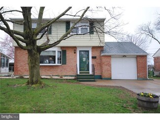 71 Commonwealth Blvd, New Castle, DE 19720