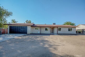 18019 Sequoia St, Hesperia, CA 92345