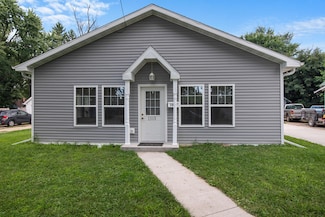 1315 Jerome Ave, Janesville, WI 53546