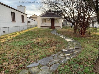 340 17th St, Dunbar, WV 25064