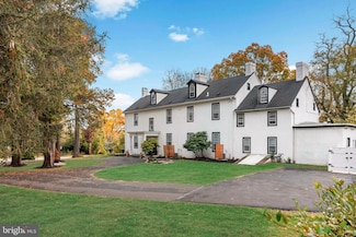 1339 Wheatsheaf Ln, Abington, PA 19001