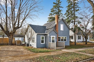 35 Hickory St N, Lester Prairie, MN 55354