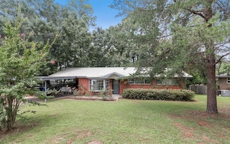 1102 Tate Dr, Dothan, AL 36301