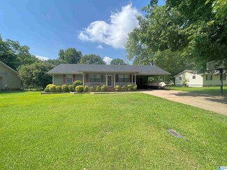 7 Latara Ln, Oxford, AL 36203
