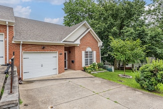 219 Wyndom Ct, Goodlettsville, TN 37072